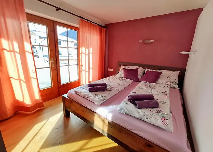 Aira شقة ناودرس