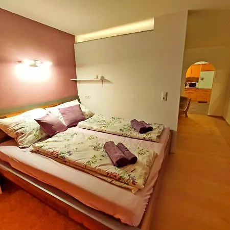 Apartament Aira *