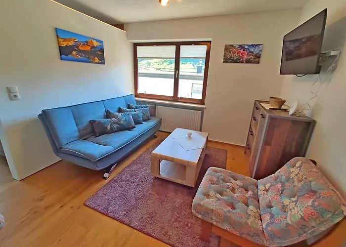 Apartament Aira *